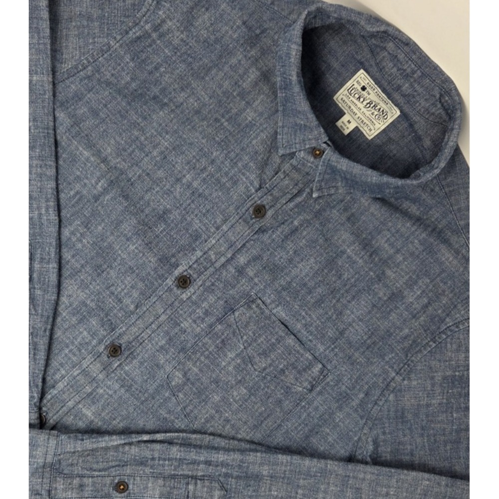 Lucky Brand Saturday Stretch Shirt L/S Button Up Shirt Mens M Blue Chambray EUC
